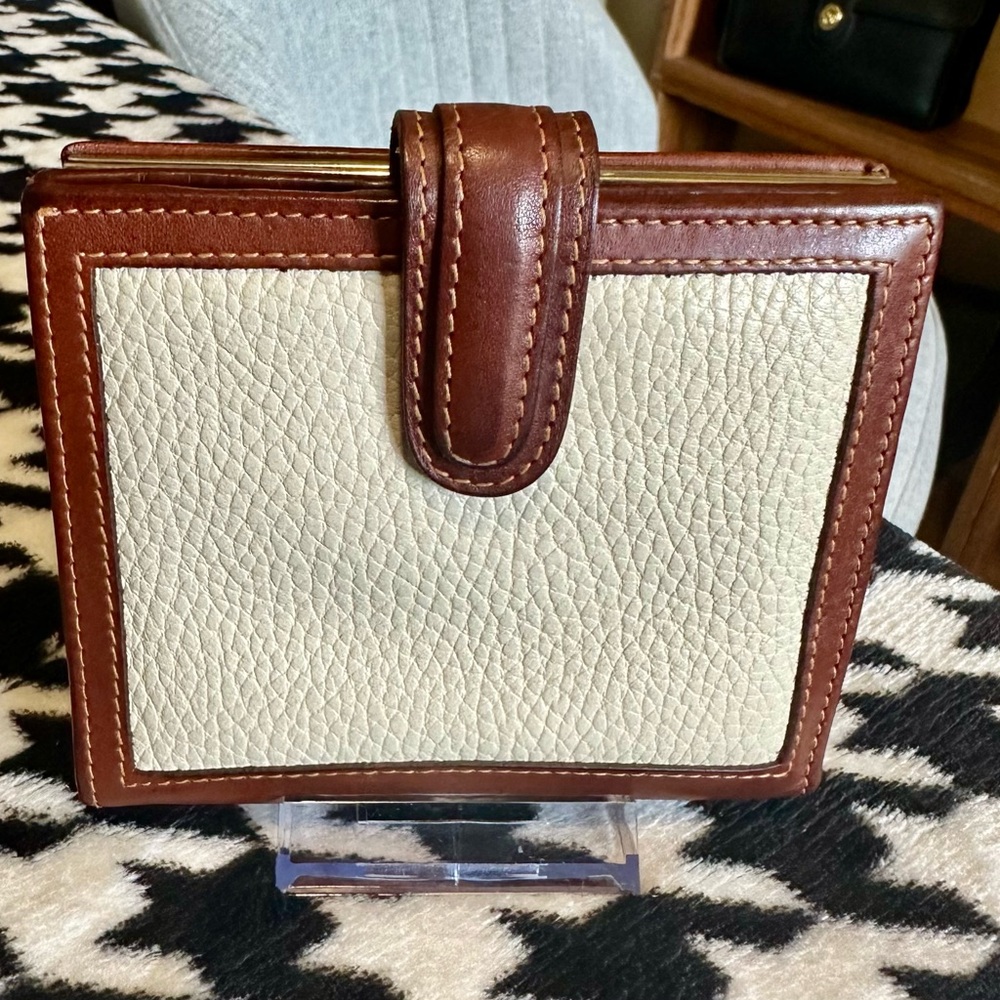 VTG Coach Sheridan Collection Wilmington satchel and kiss lock wallet set - Picture 10 of 11
